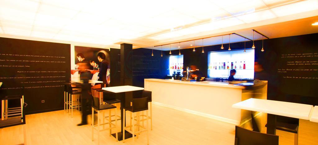Hotel Escuela Madrid Dış mekan fotoğraf