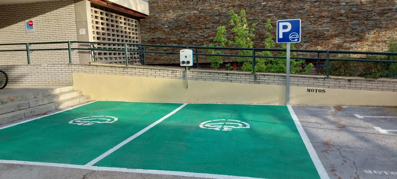 Hotel Escuela Madrid Dış mekan fotoğraf