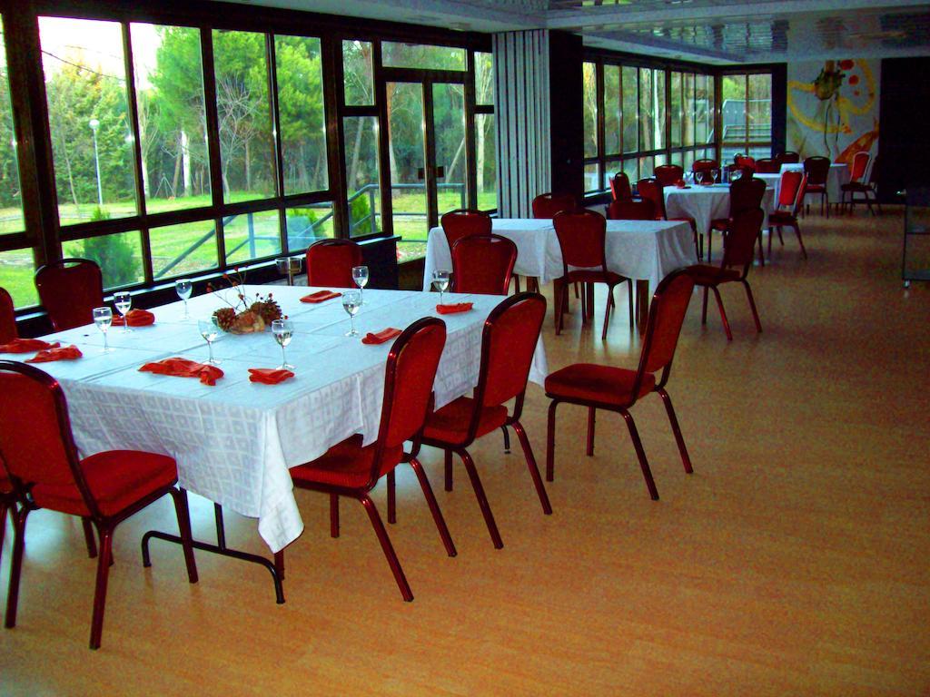 Hotel Escuela Madrid Dış mekan fotoğraf