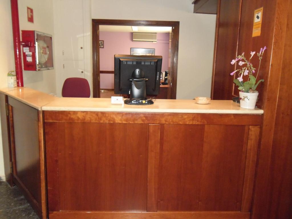Hotel Escuela Madrid Dış mekan fotoğraf