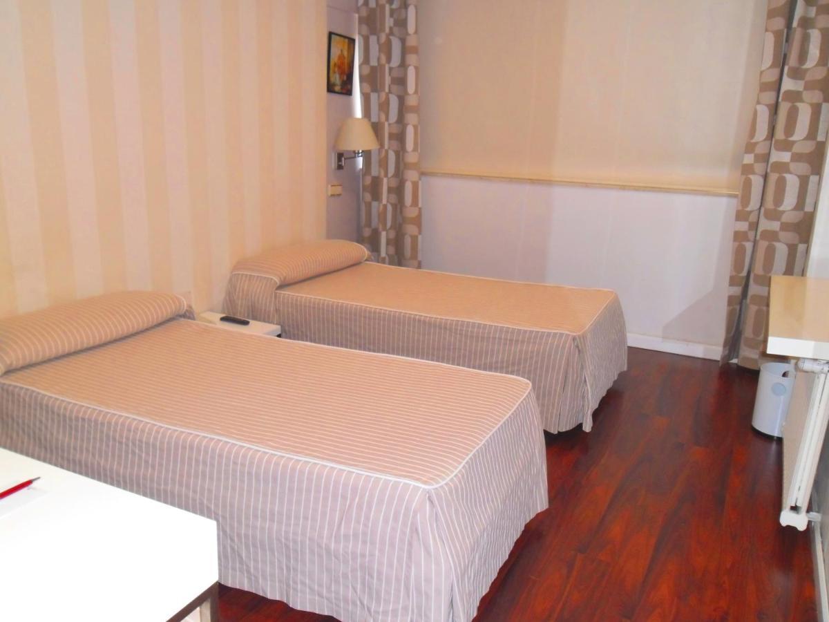 Hotel Escuela Madrid Dış mekan fotoğraf