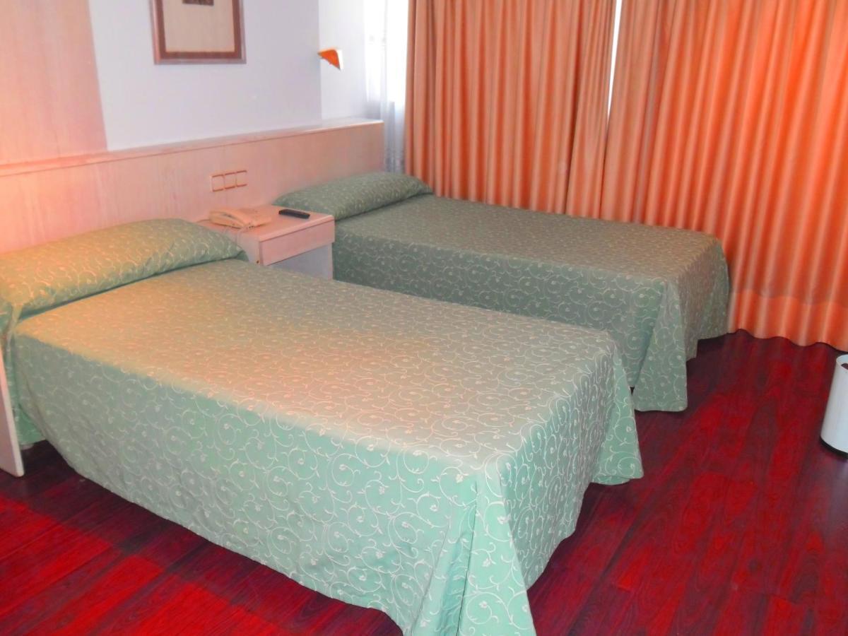 Hotel Escuela Madrid Dış mekan fotoğraf